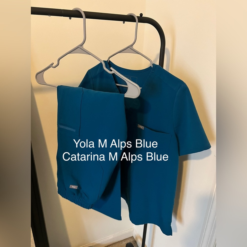 Figs set, Alps Blue